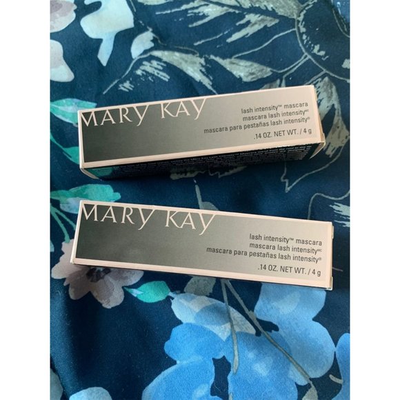 MINI Lash Intensity Mascara - Picture 3 of 3